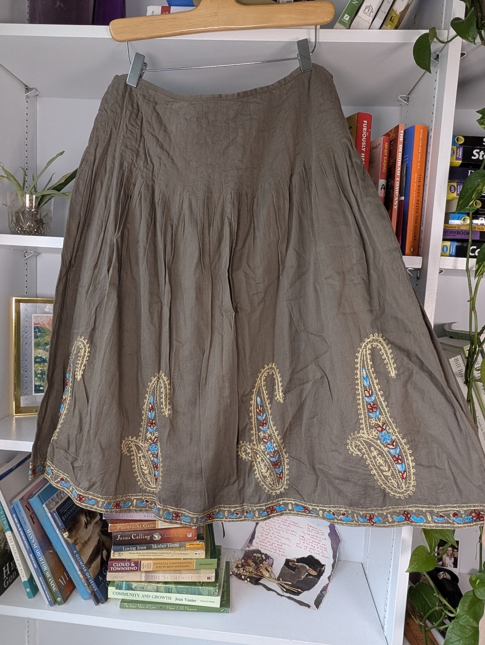 Vintage Y2K A-Line Skirt Brown Gold Paisley Embroidered Size 12 / Large Boho